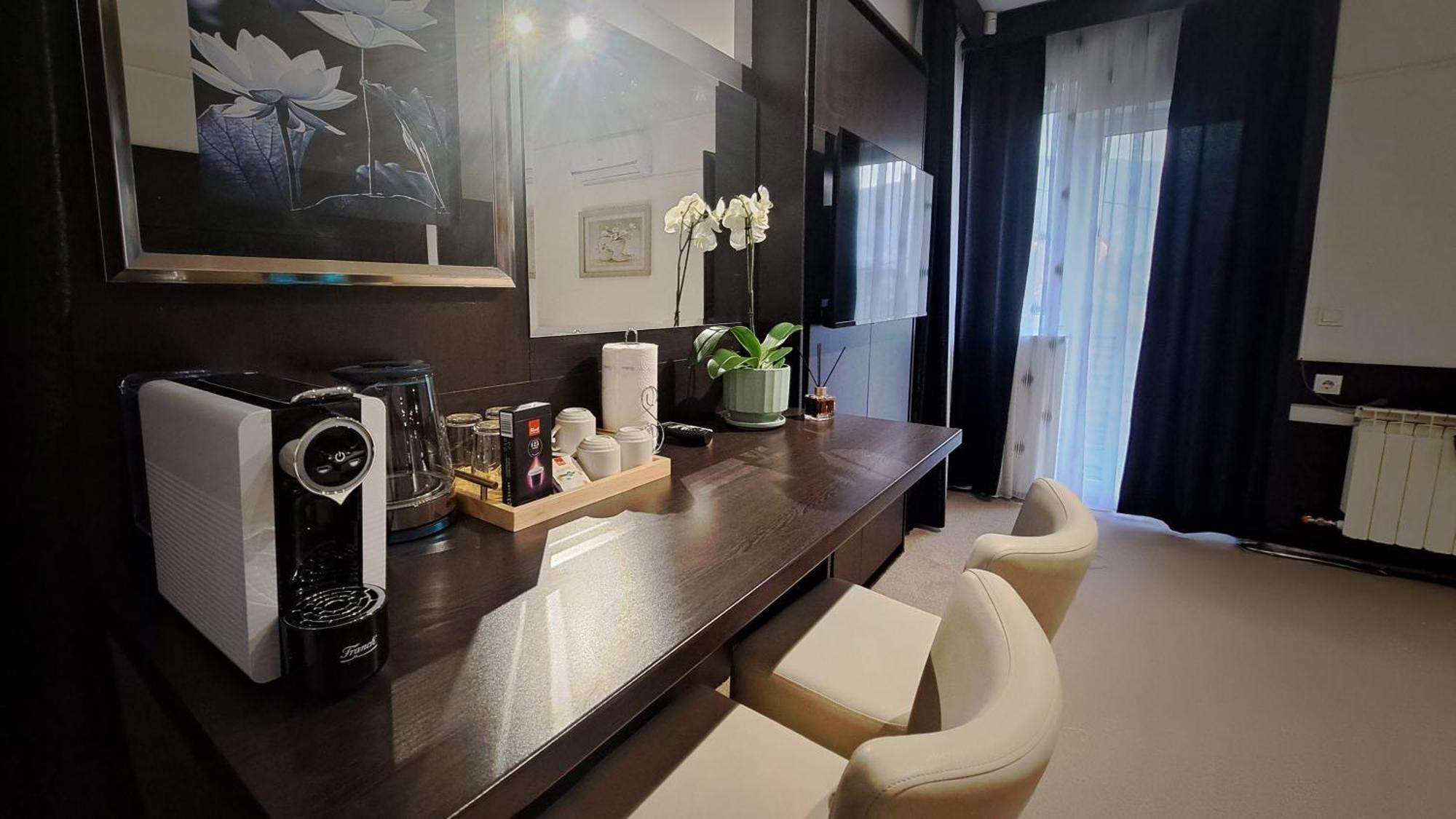 Citadela Suites - Free Parking Сараєво Екстер'єр фото