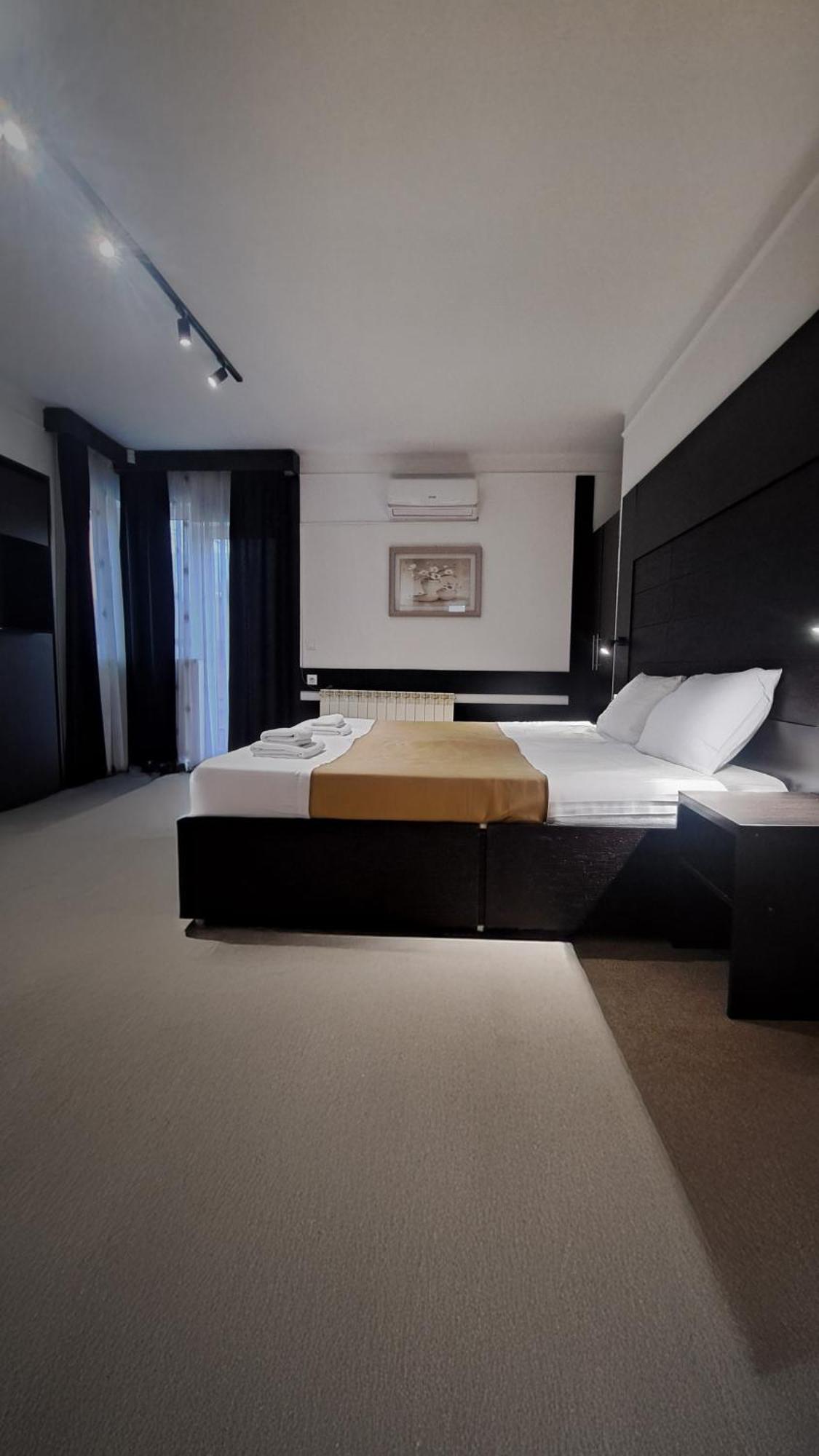 Citadela Suites - Free Parking Сараєво Екстер'єр фото