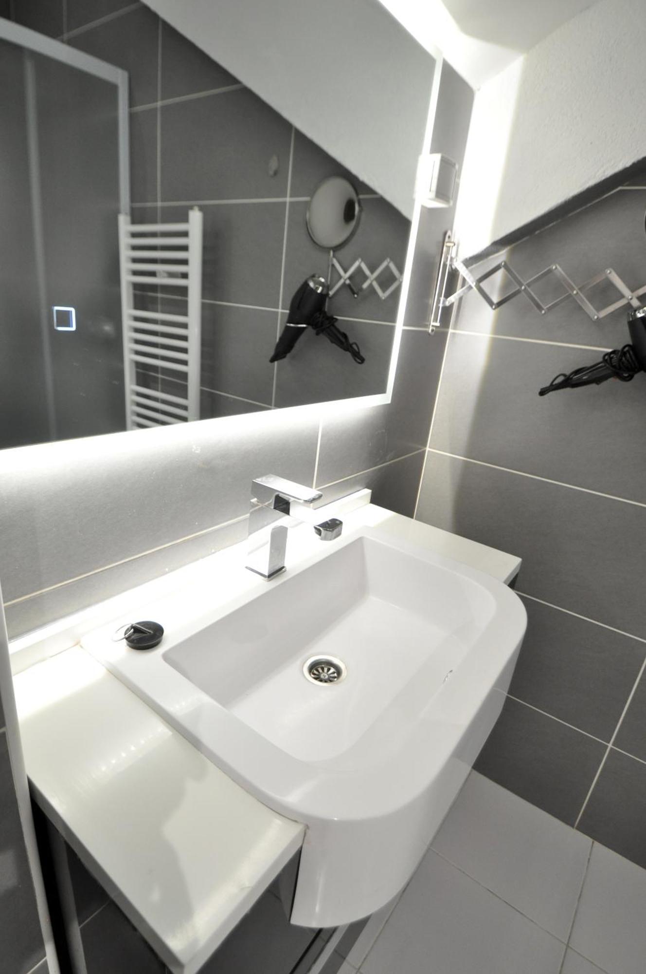 Citadela Suites - Free Parking Сараєво Екстер'єр фото
