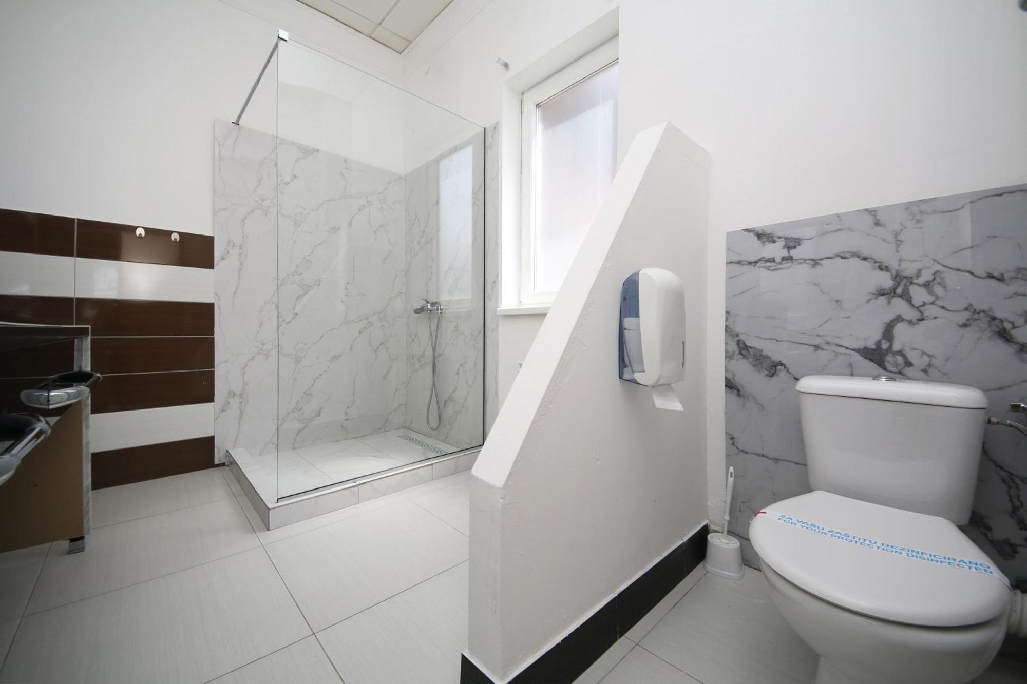 Citadela Suites - Free Parking Сараєво Екстер'єр фото